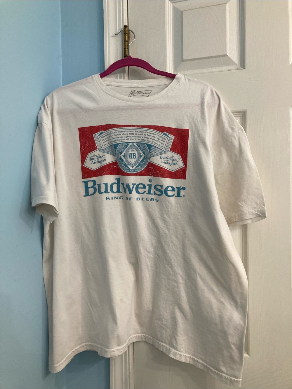 Budweiser White Short-Sleeve Logo Tee with Red & Blue Graphic
